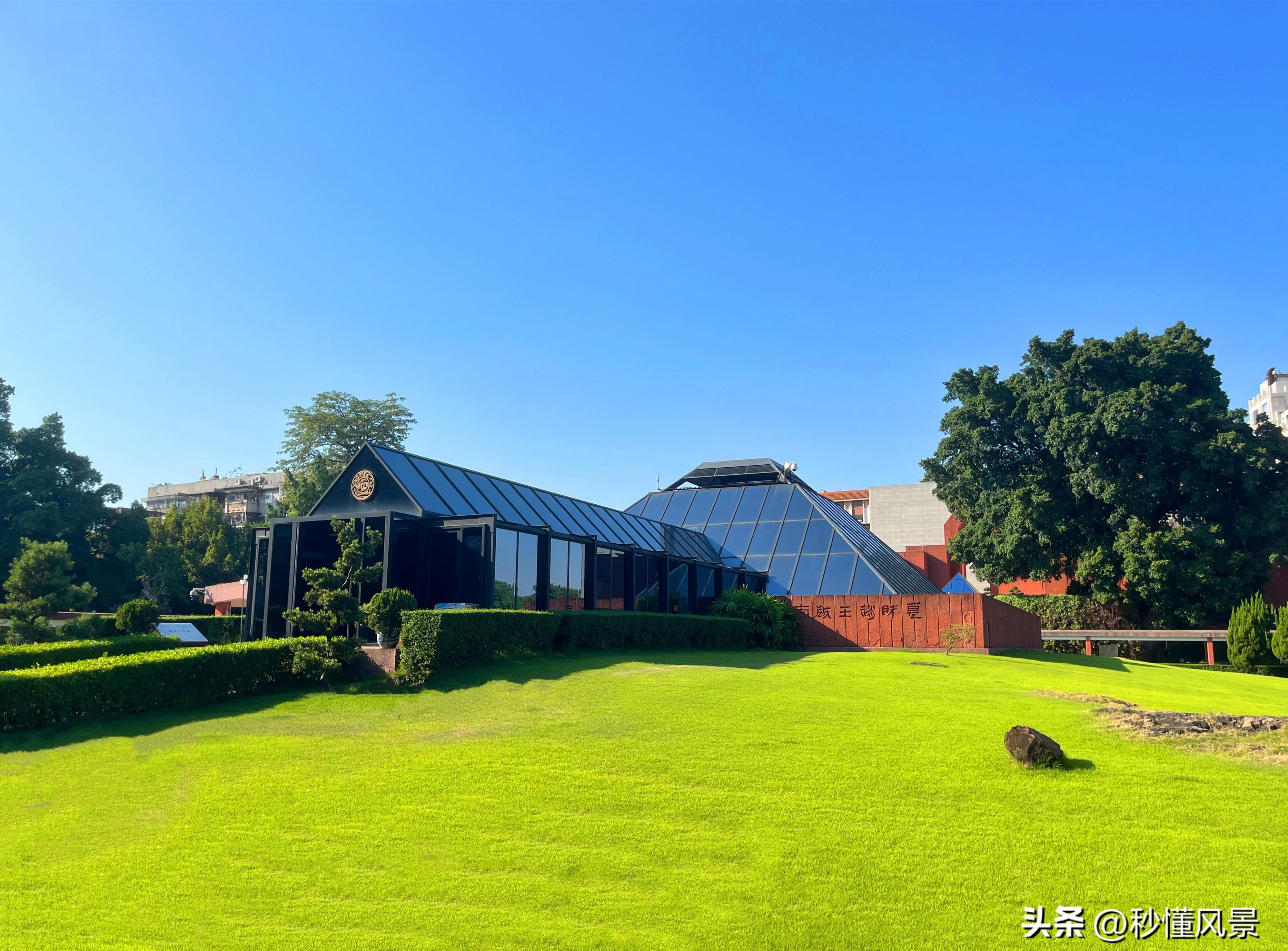 广州距今2000多年的墓,主人号称"岭南王",墓里太吓人了