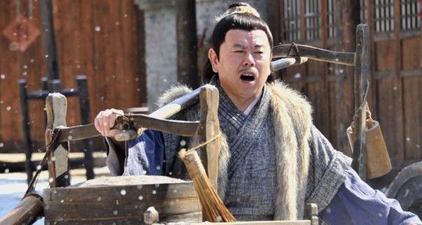 《水浒传》潘长江演出了武大郎的窝囊和怯懦