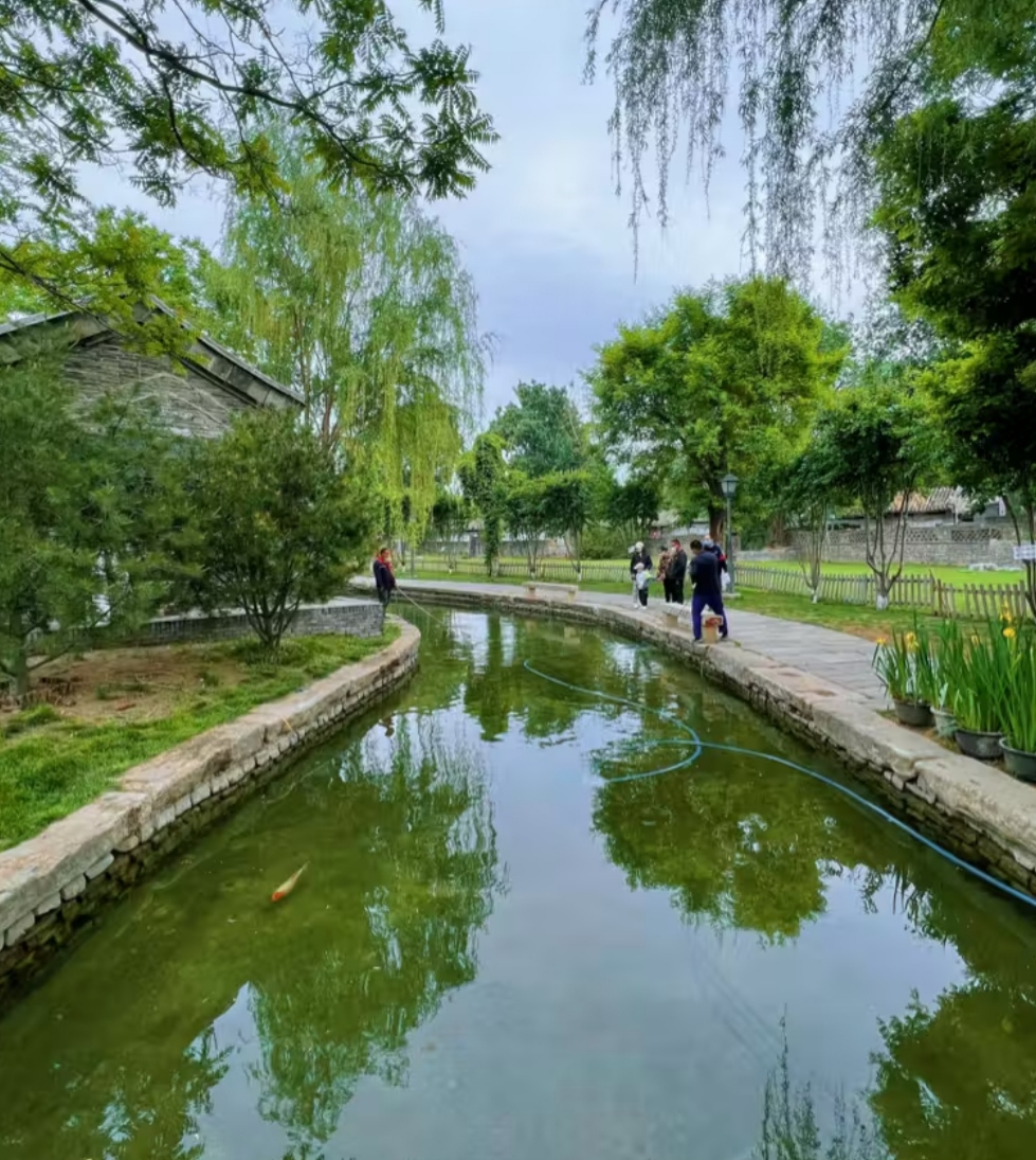 北京东城三里河公园风景迷人