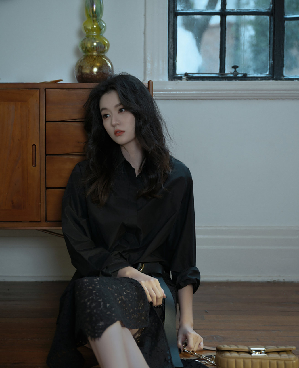 乔欣 黑色一字带高跟凉鞋 [爱你][爱你]