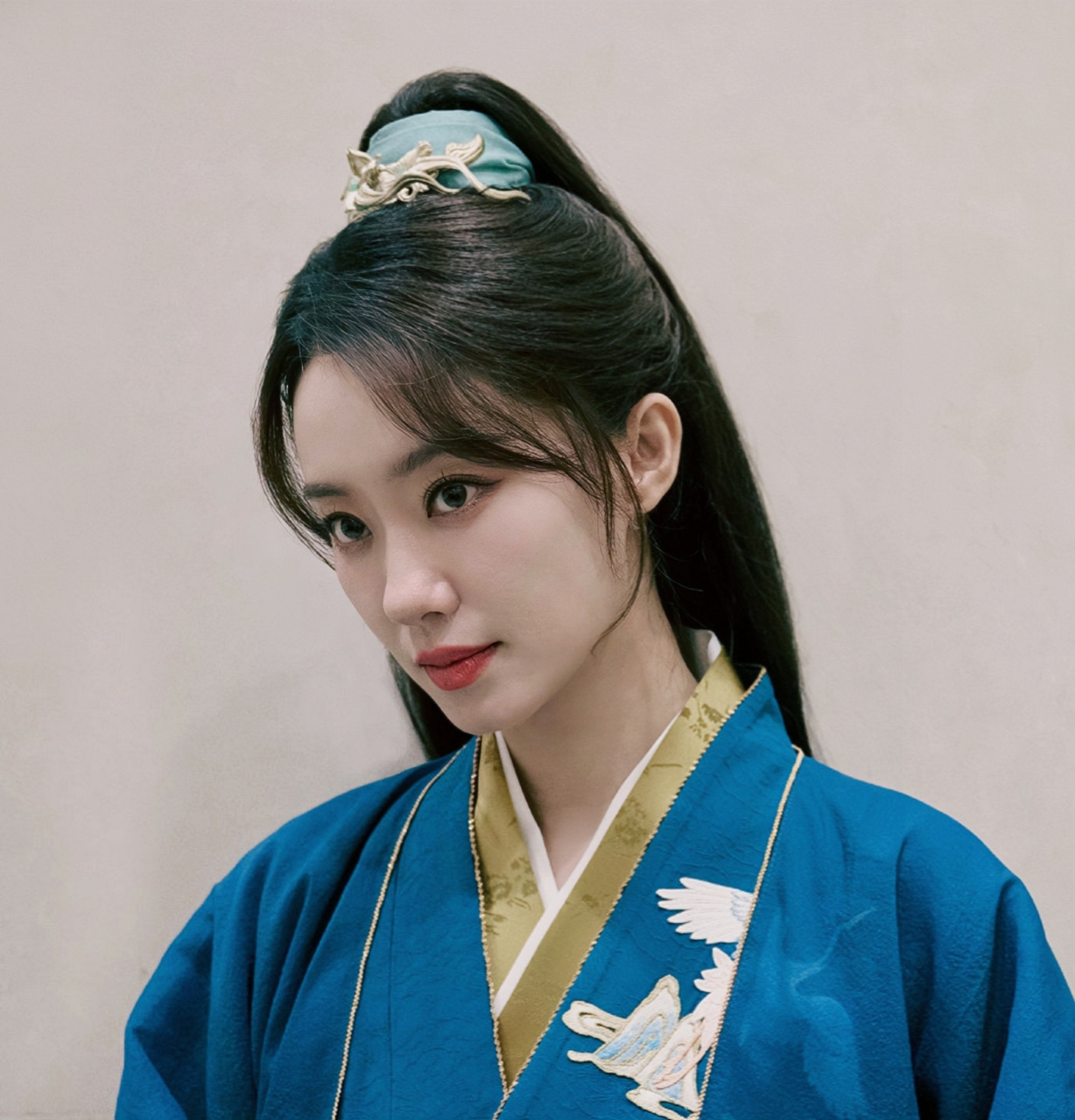 张小斐的古装女侠造型,期待她什么时候会演个古装剧.#张小斐