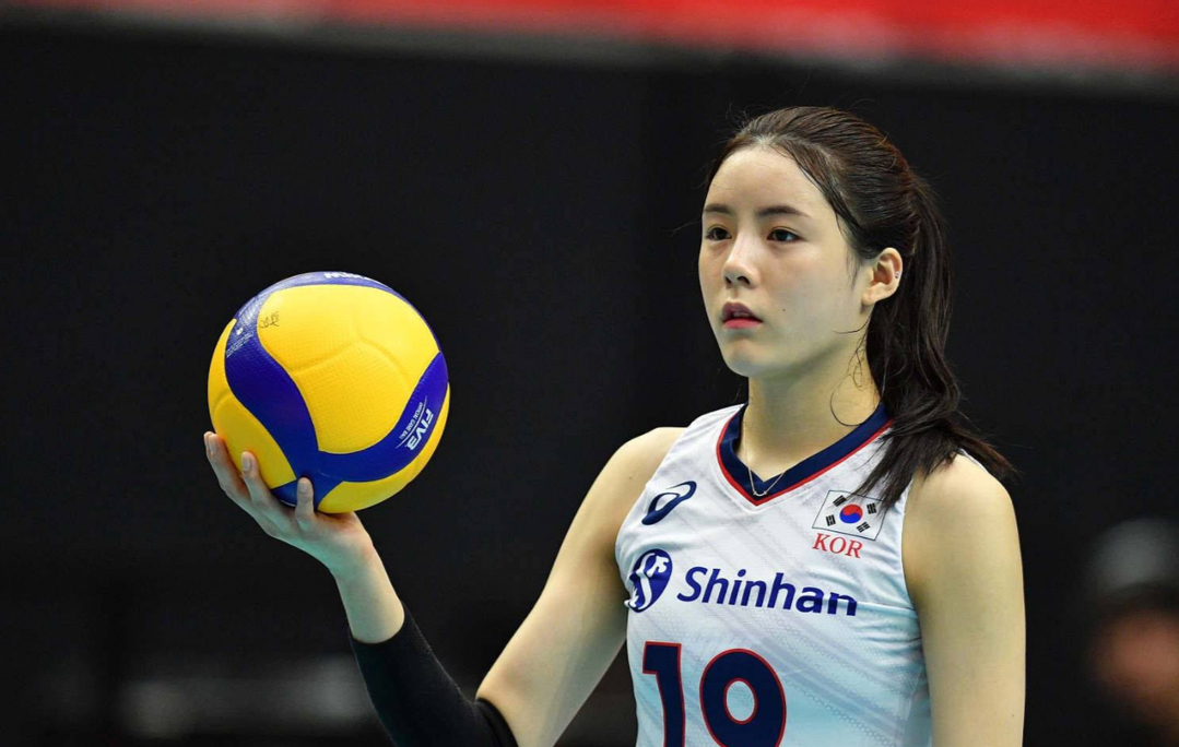 1996年10月15日,韩国一女运动员产下双胞胎,姐姐取名李在英,而妹妹则