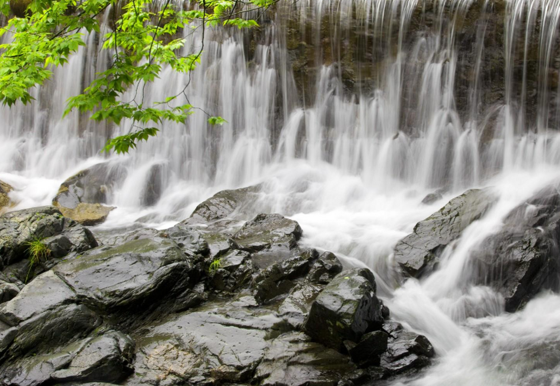 游历商城金刚台西河景区,宛如身临奇幻仙境!