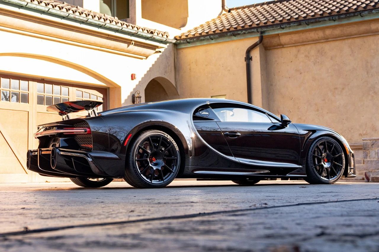 多掏200万把这辆全新布加迪chiron super sport 300 带回家愿意么