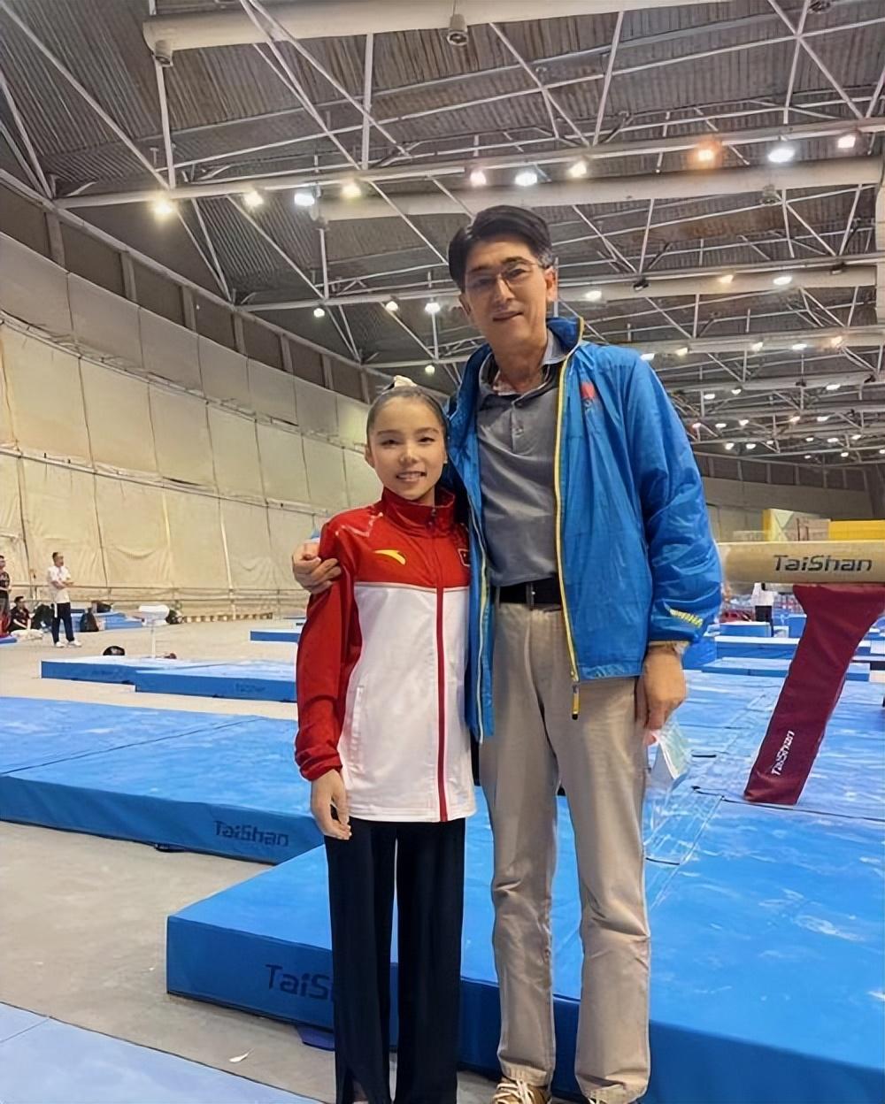 95后体操冠军商春松:拿百万奖金给哥买房,曾1年生活费仅2000元