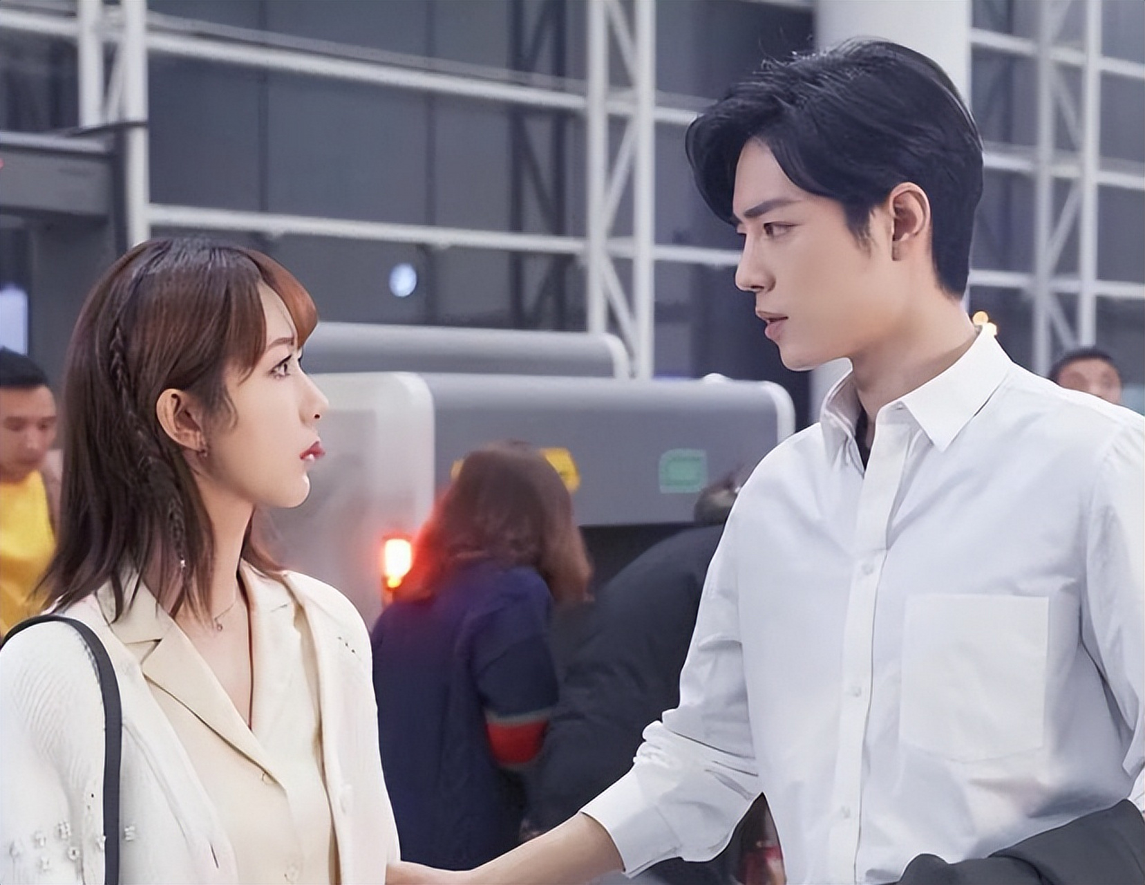 [原文:网传肖战杨紫一起吃火锅,.