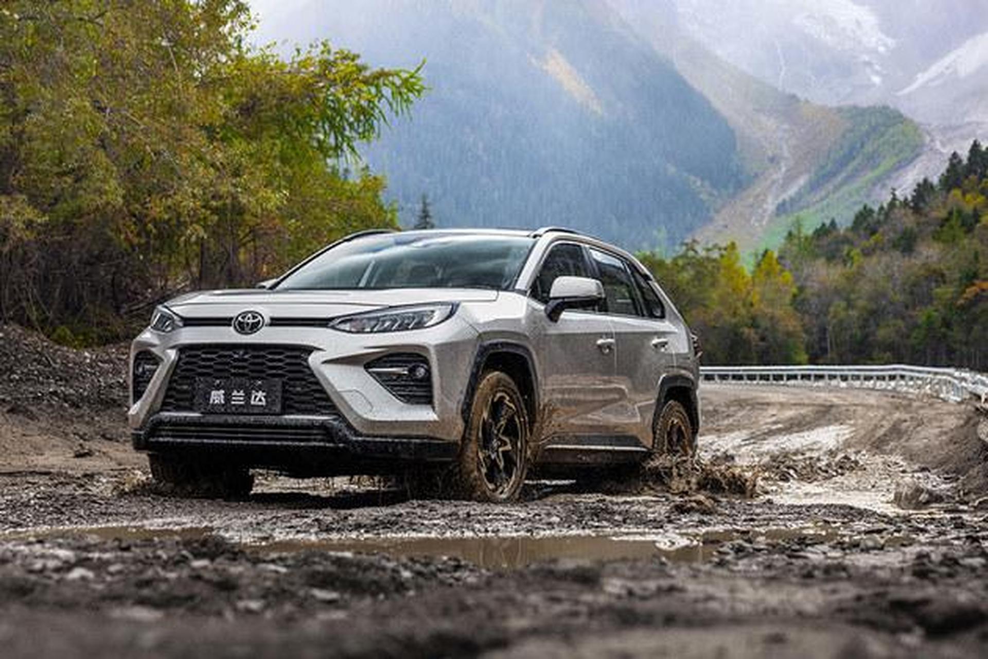 丰田威兰达,rav4真实体验全解析,优缺点一网打尽.谁更值得购买?