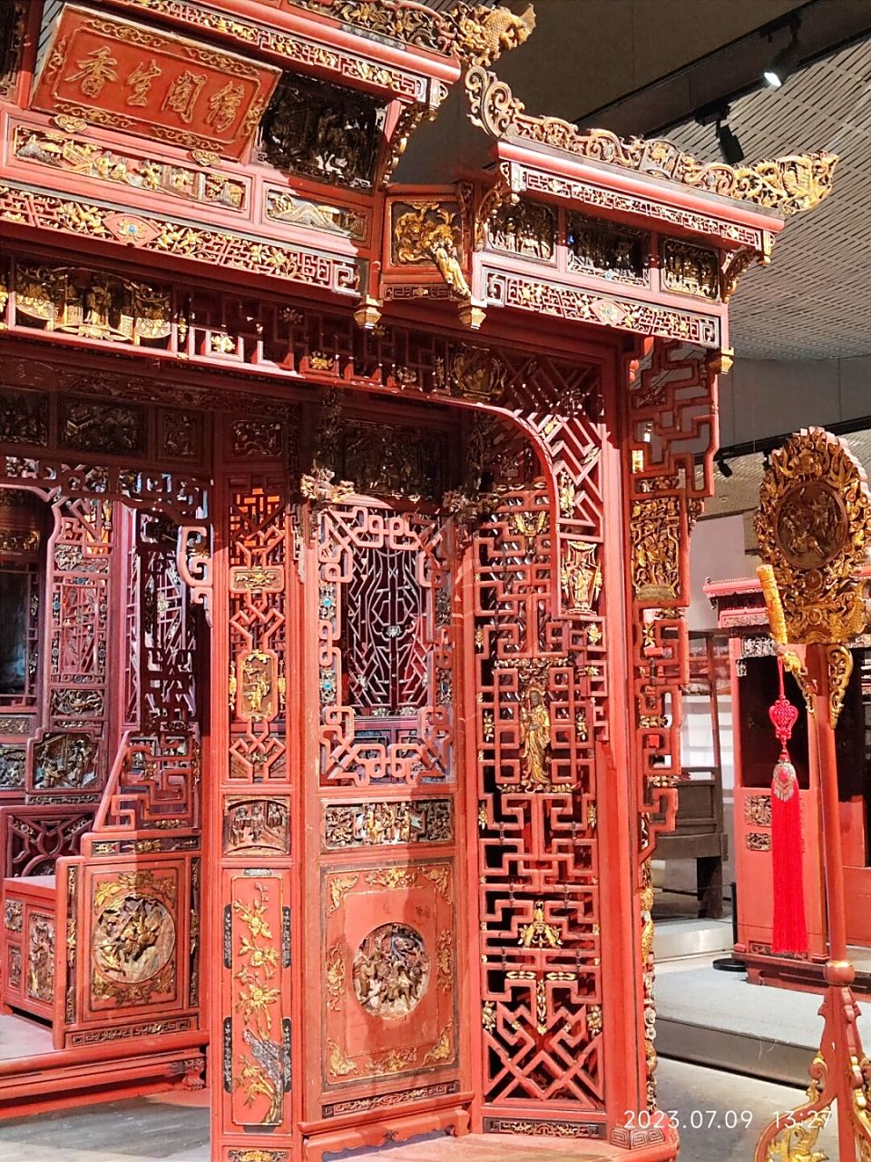 宁波宁海十里红妆之中国高定千工床万工轿