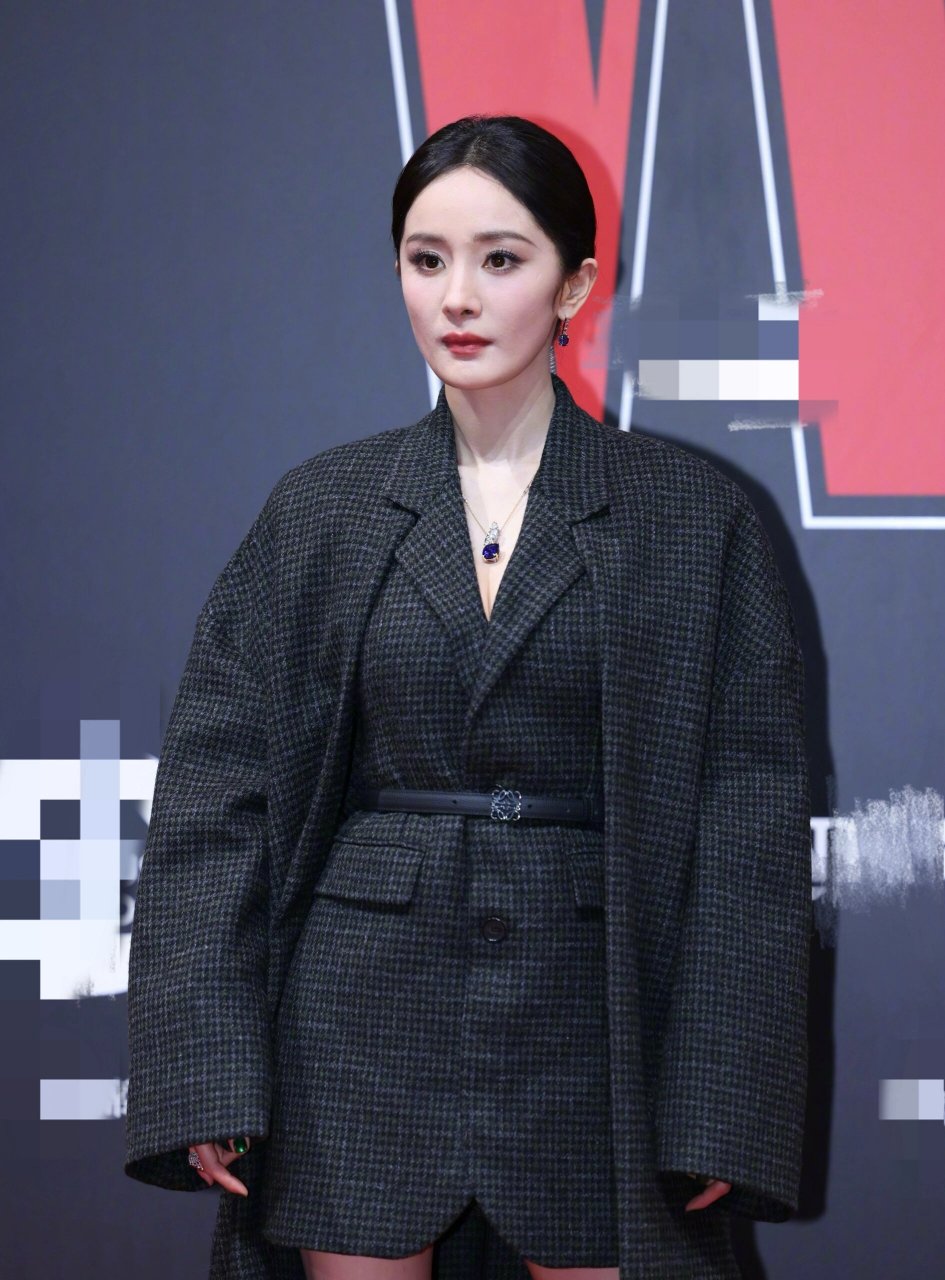 杨幂与刘诗诗互动真有氛围!