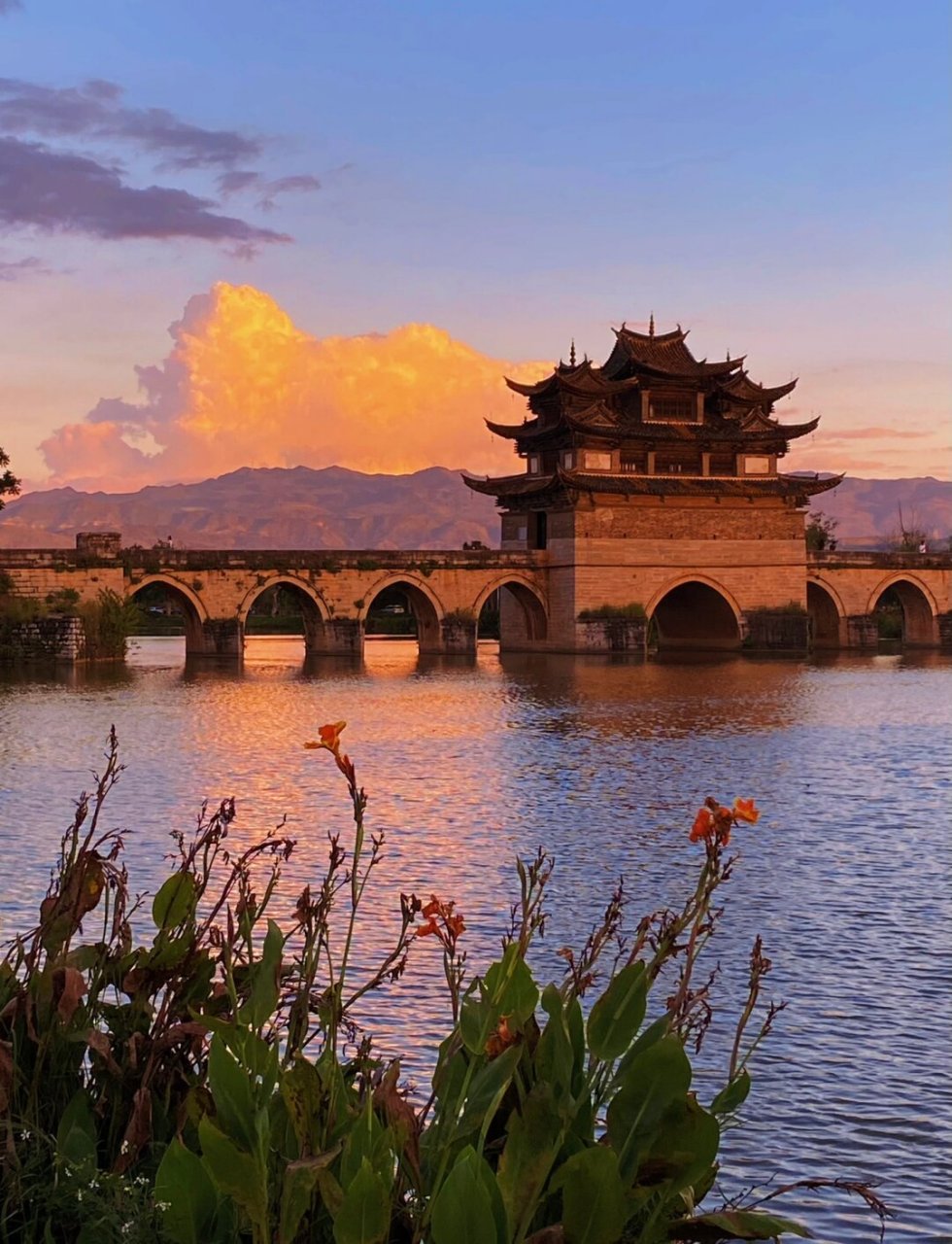 建水|别错过双龙桥的日落  如果你来到建水,千万不要错过双龙桥的黄昏