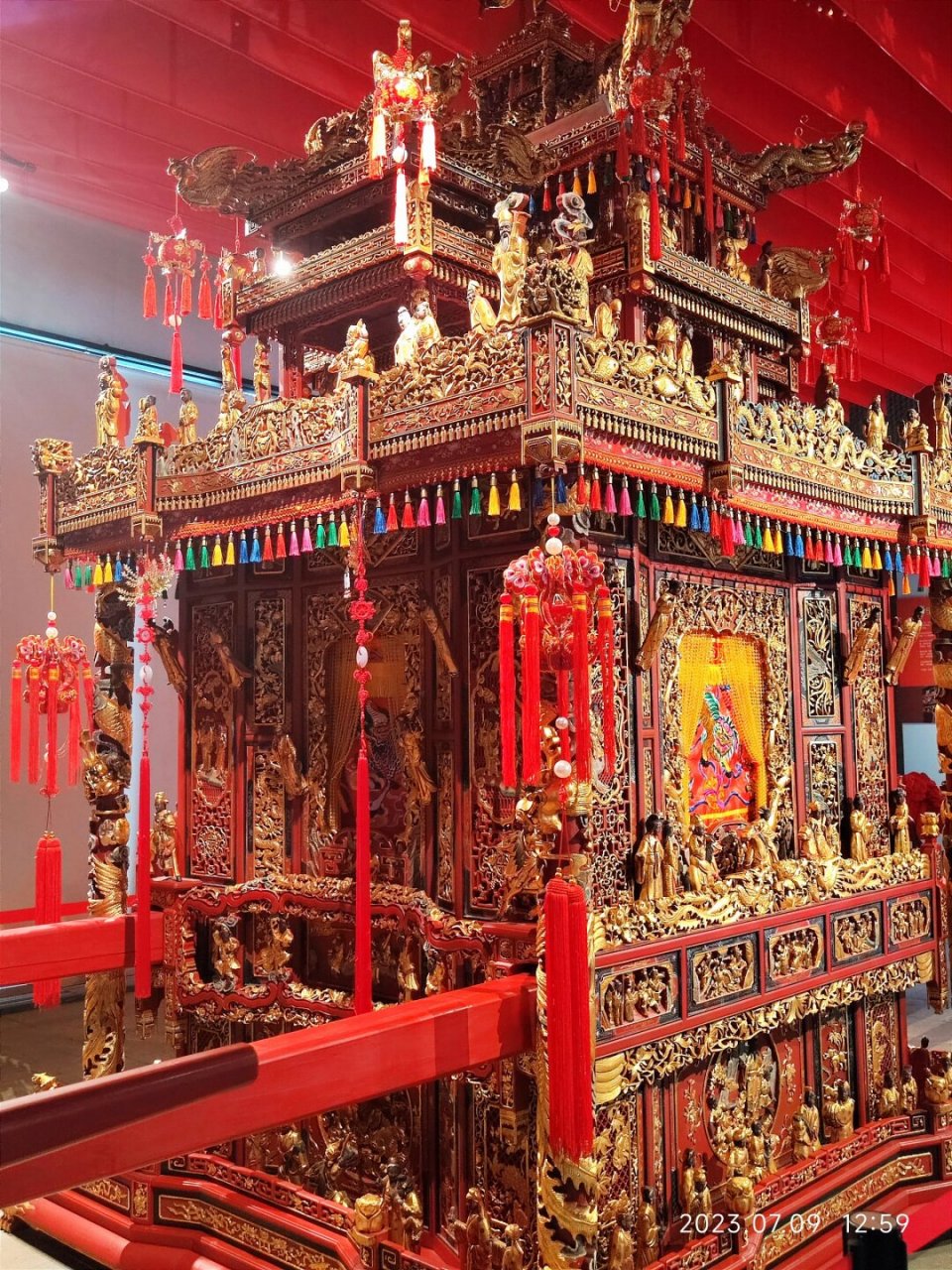 宁波宁海十里红妆之中国高定千工床万工轿