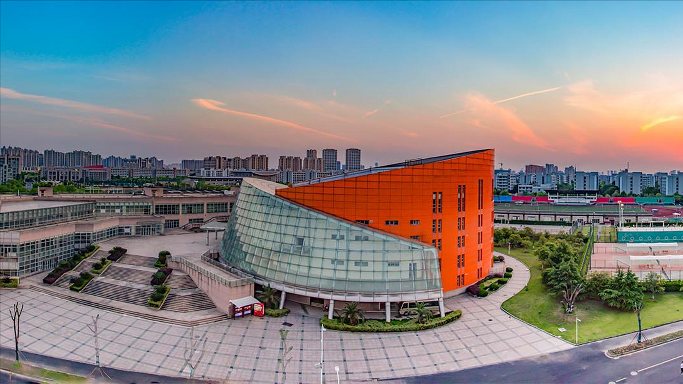 浙江财经大学,位于杭州的学术殿堂.