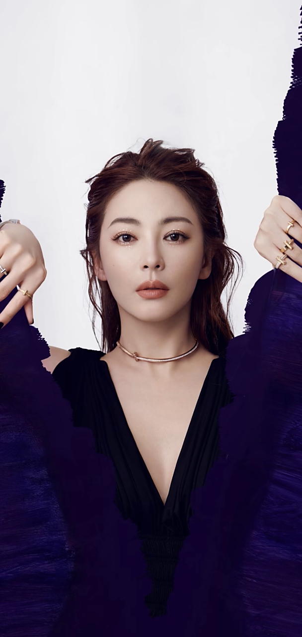 豪放美少女张雨绮高清手机壁纸来啦[鼓掌][鼓掌]  #最靓头像壁纸征集