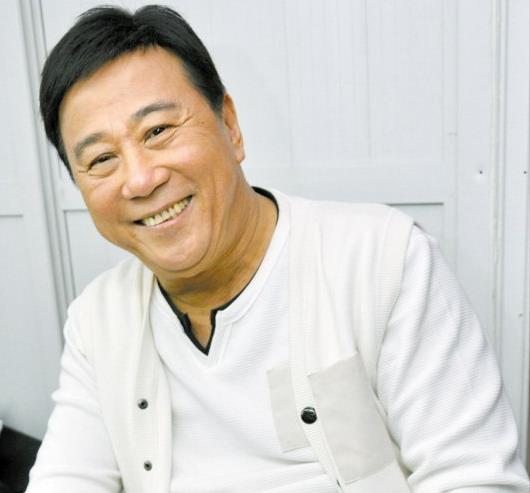 温哥华的资深笑星夏雨