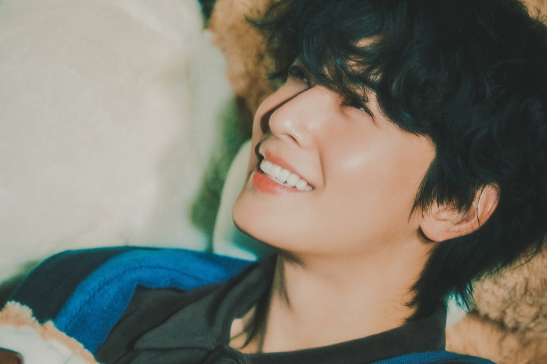 车银优公开亚洲粉丝见面会海报,将进行巡演并发行个人专辑.