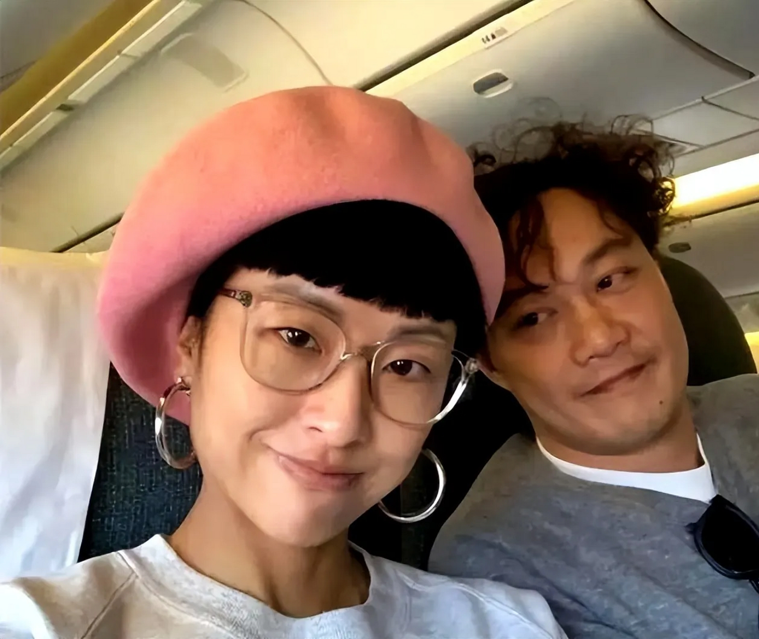 "最丑"天王19岁女儿近照曝光,身价10亿养出来的娃,长成了这样 陈康堤