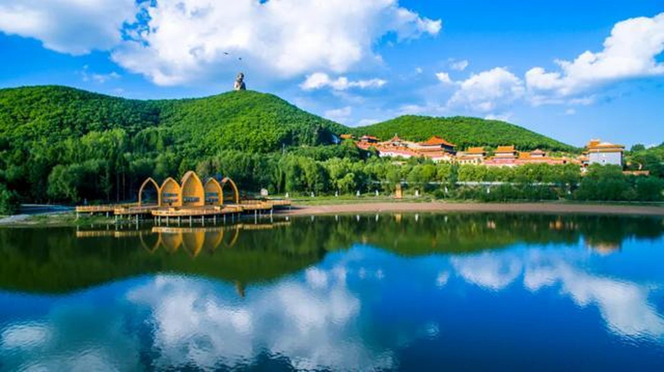 延边朝鲜族自治州位于吉林省东部,拥有丰富的自然和人文景观.