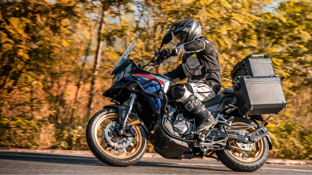 新晋"价格屠夫"宗申.赛科龙推出全新中量级adv rx600