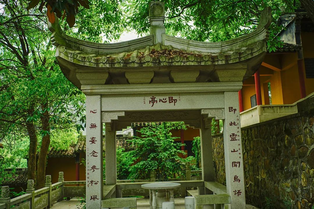 清雅幽远,安静美好,深冬,来苏州太湖西山岛包山禅寺感受禅意