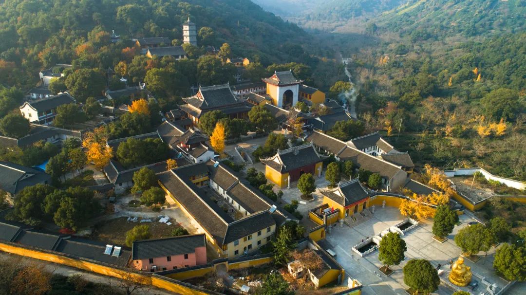 清雅幽远,安静美好,深冬,来苏州太湖西山岛包山禅寺感受禅意