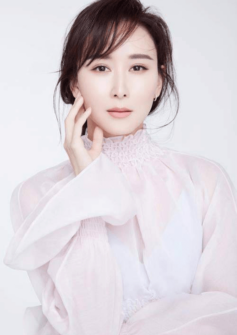 胡静,一个鼓舞人心的存在,为世界带来希望与美好.