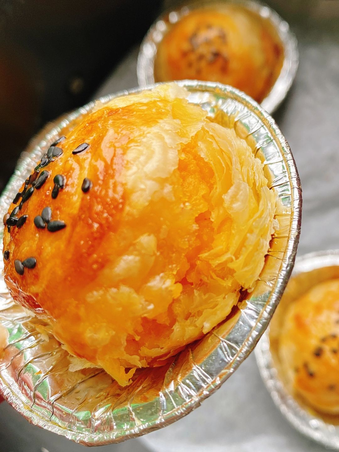 简介: 红薯酥是一款美味的中式点心,外酥里嫩,香甜