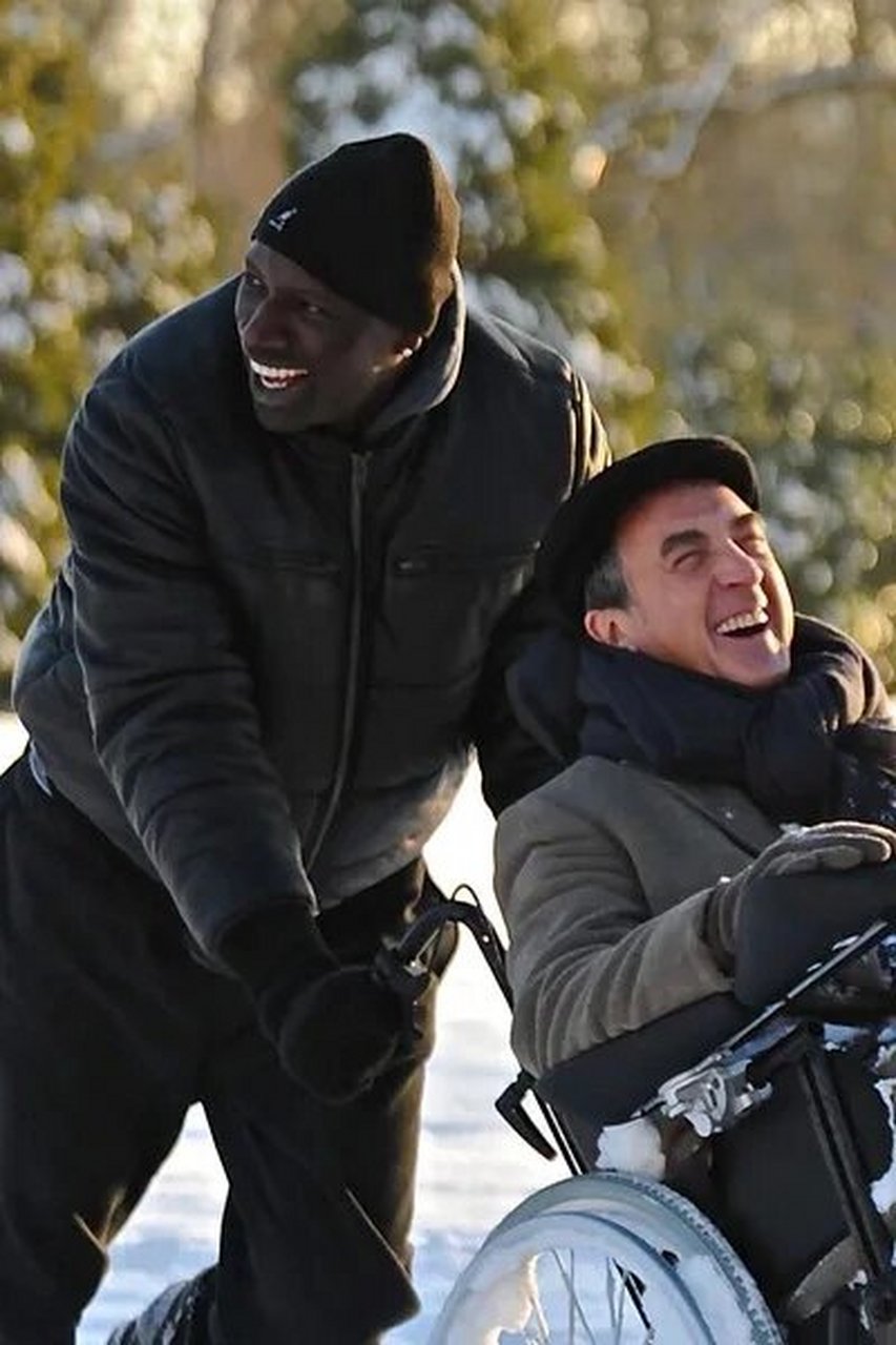 值得反复观看的法国国宝级电影  影片名称:《触不可及》(intouchables