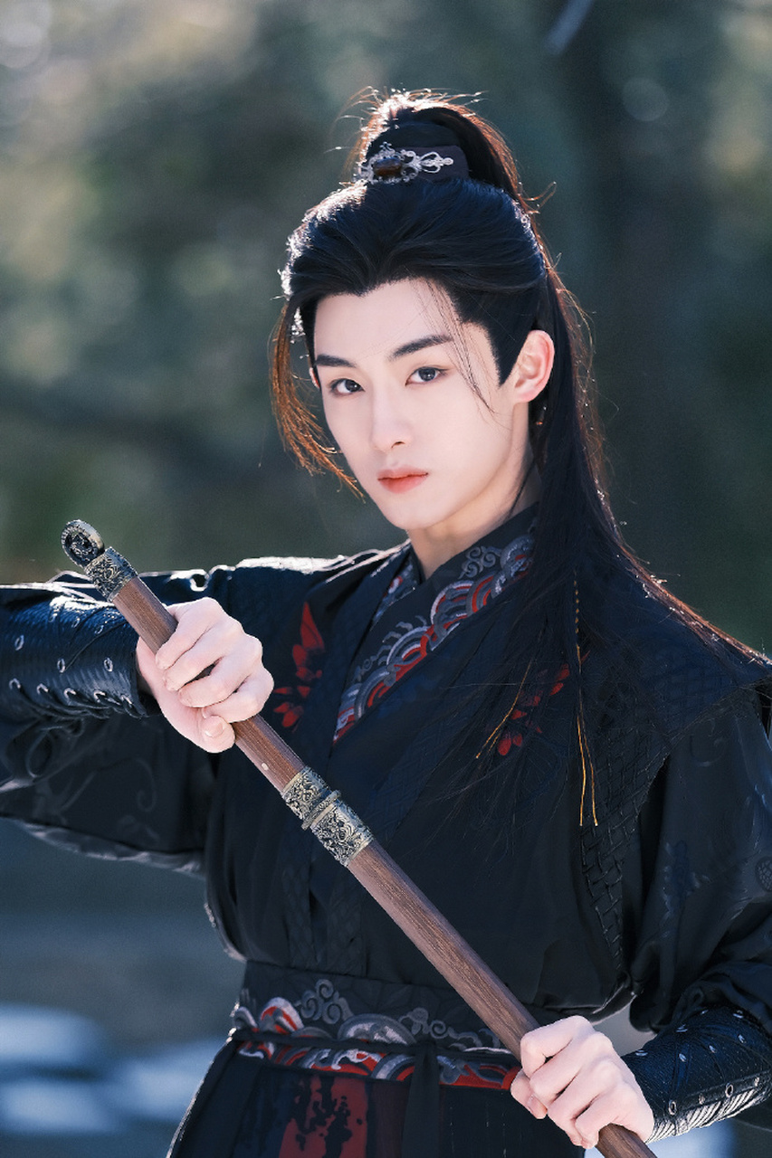 "少时凌云志,人间第一流",董思成古装适配度极高,少年侠气,风流倜傥