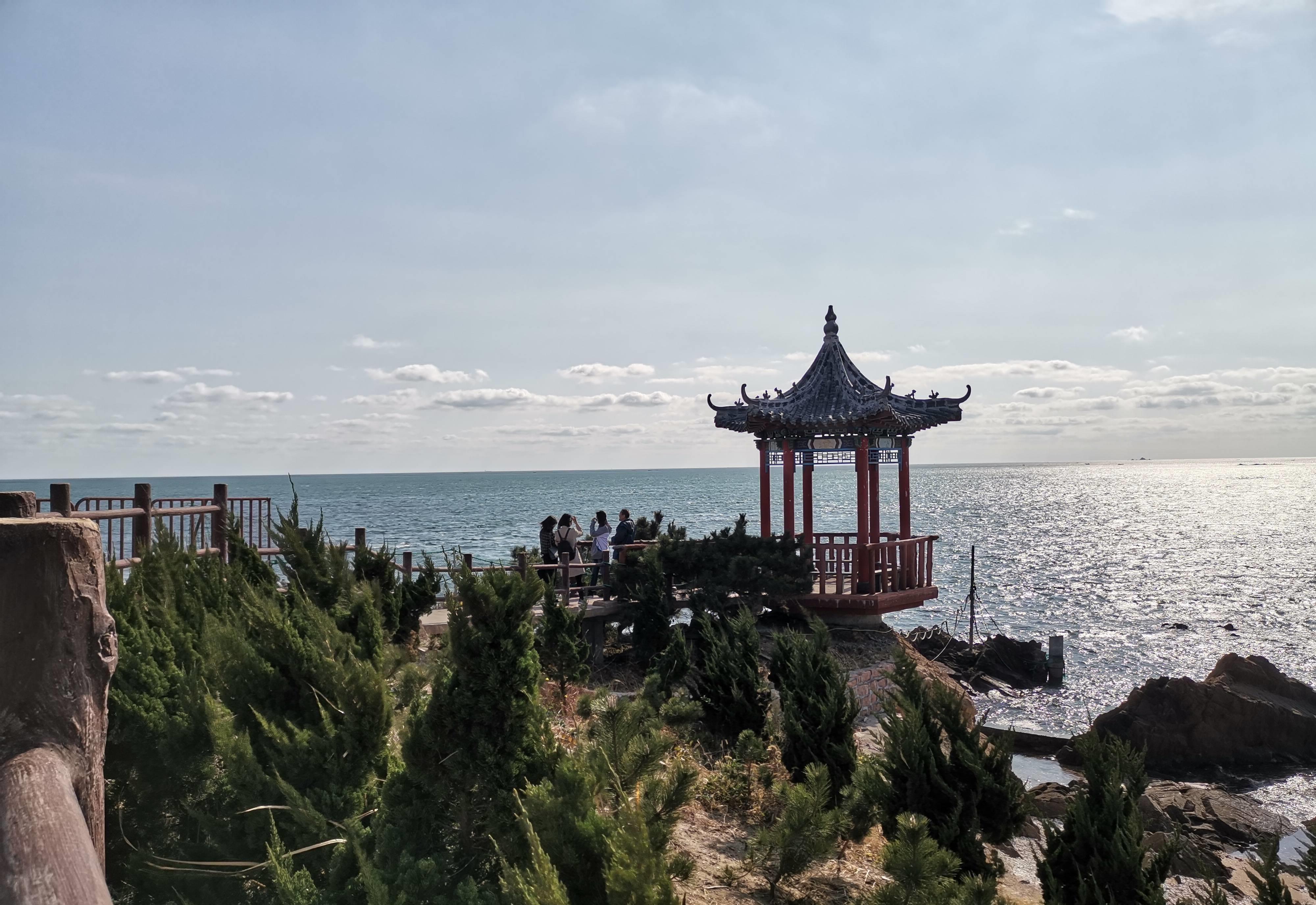 山东旅游的焦点往往集中在济南,青岛等名城和景点上,这些地方以丰富的