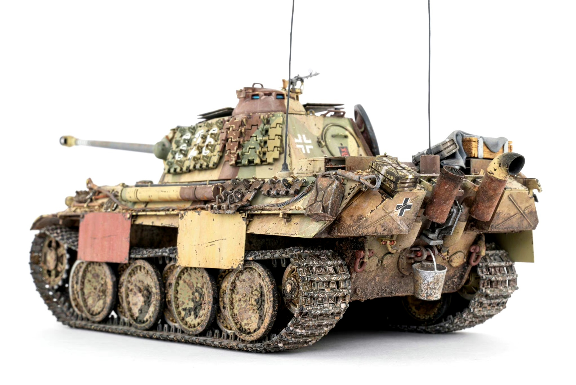 军模欣赏:meng 1/35 德国陆军 黑豹g型坦克,by jaime cara.