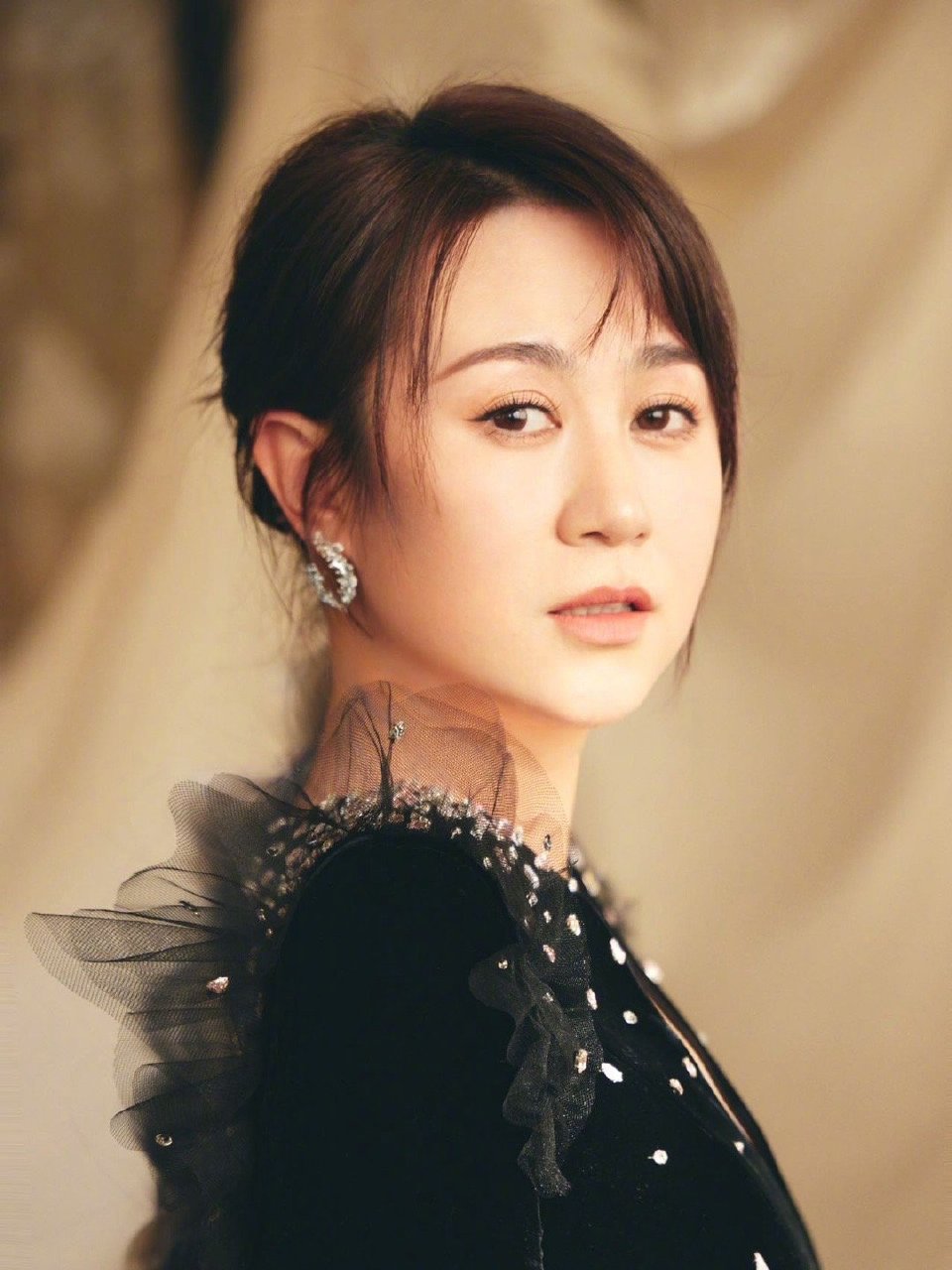 终于等到马丽长发及腰了!