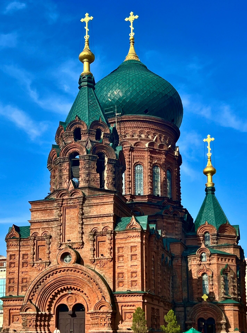 哈尔滨地标建筑:圣索菲亚大教堂 圣索菲亚大教堂,始建于1907年,是