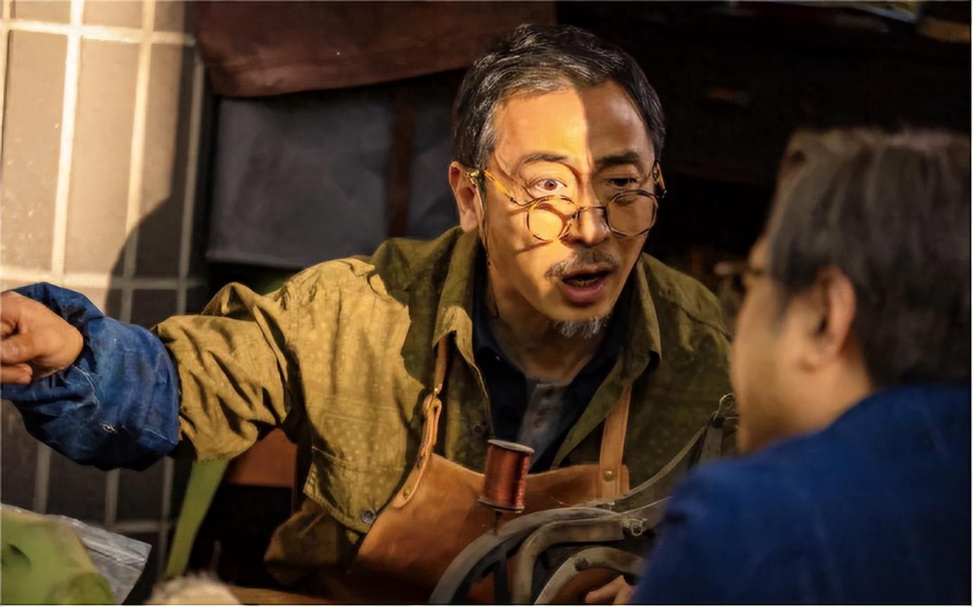 《小浦东传奇》《蜜月再来》《窍哥》《都市萨克斯风》等影视作品中