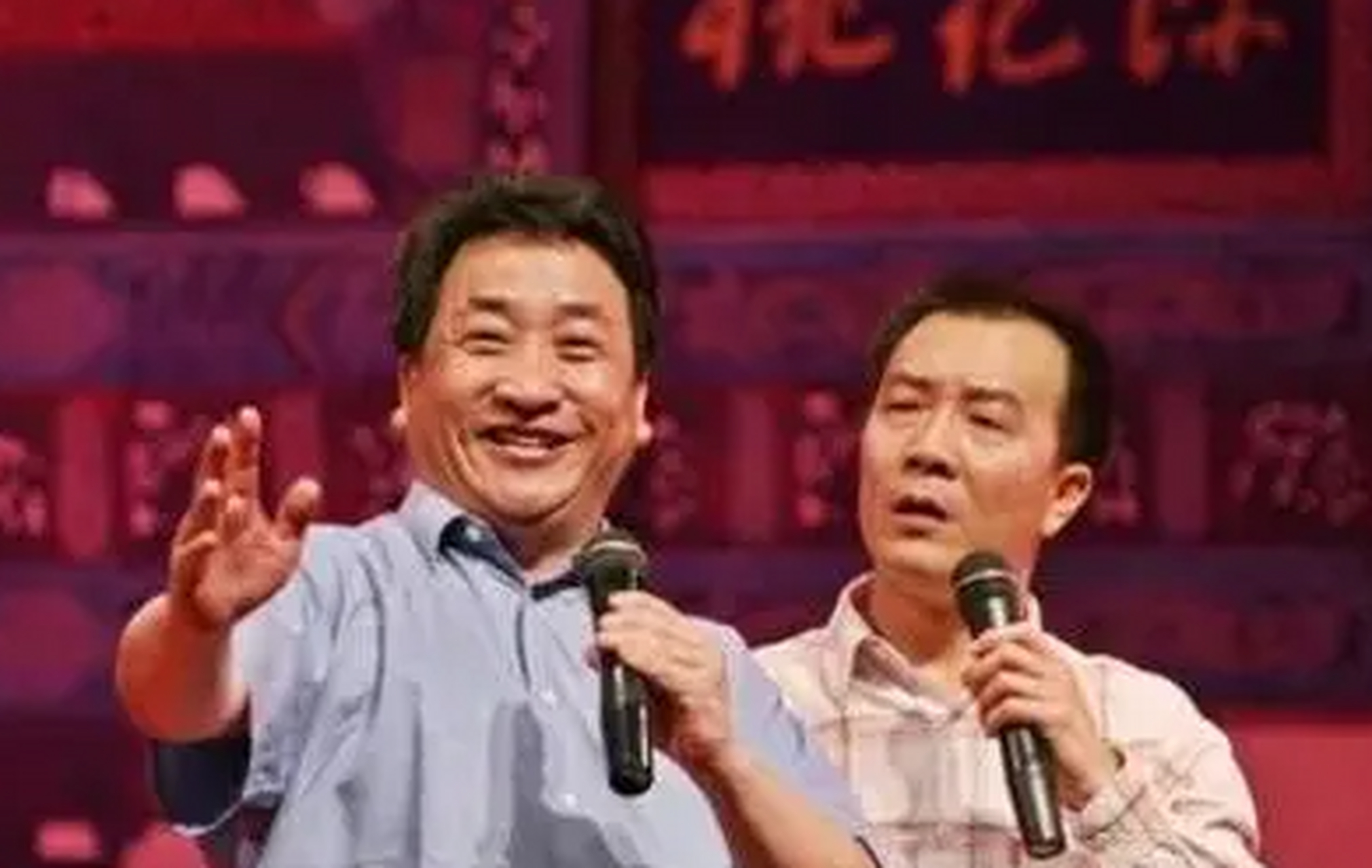 2004年杨蕾和戴志诚宣布离婚,十年后的一天二人在演出后台相遇,戴志诚