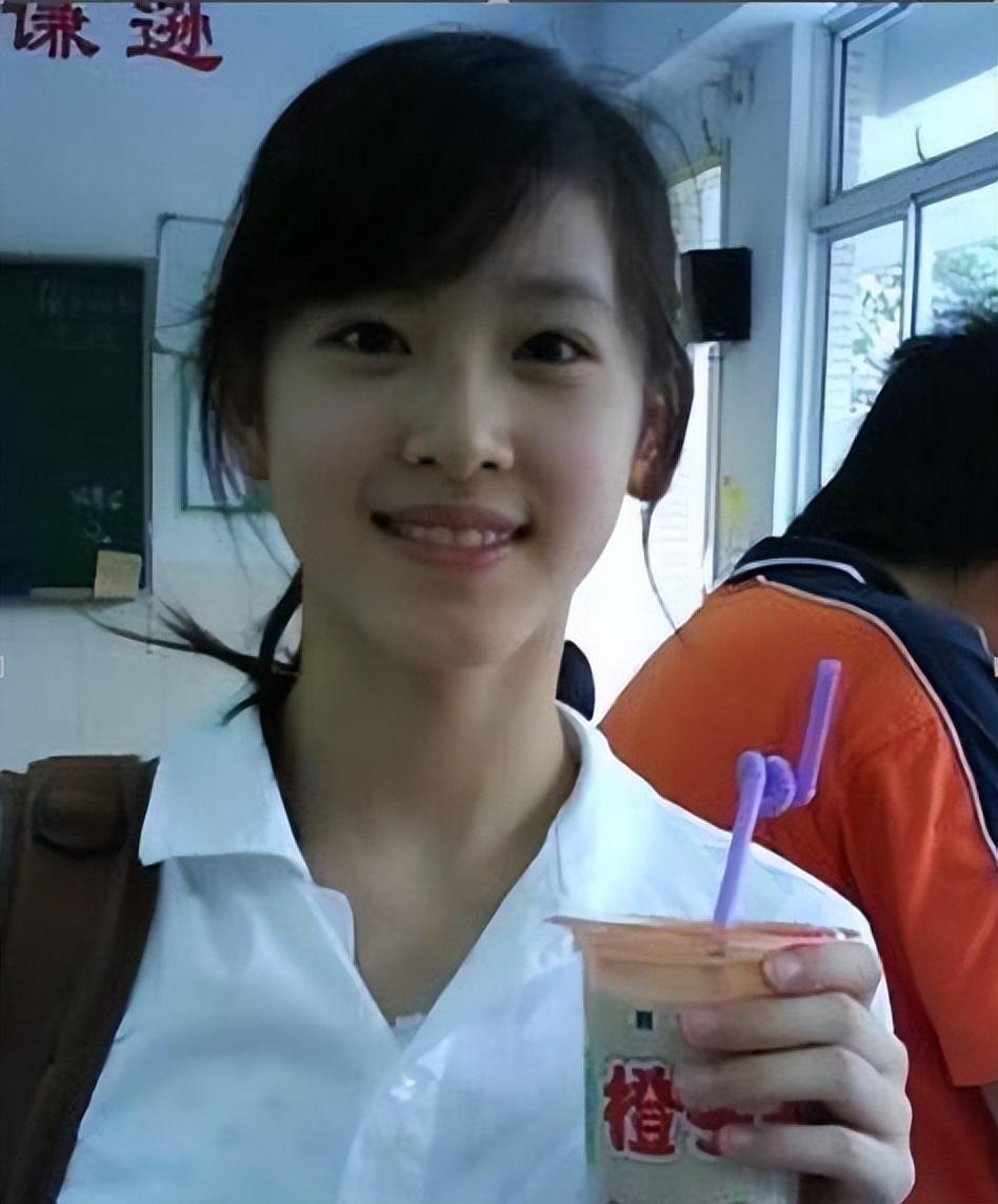 什么样的家庭,养育出30岁600亿净资产的章泽天