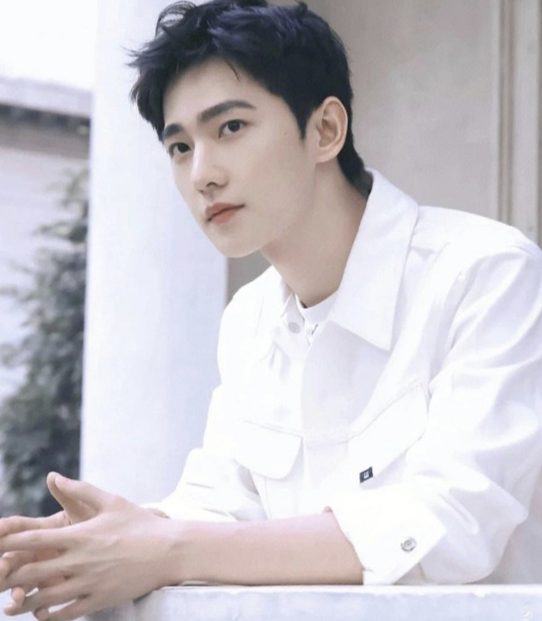 娱乐圈中谁的偶像包袱最重,杨洋与鞠婧祎高票当选.