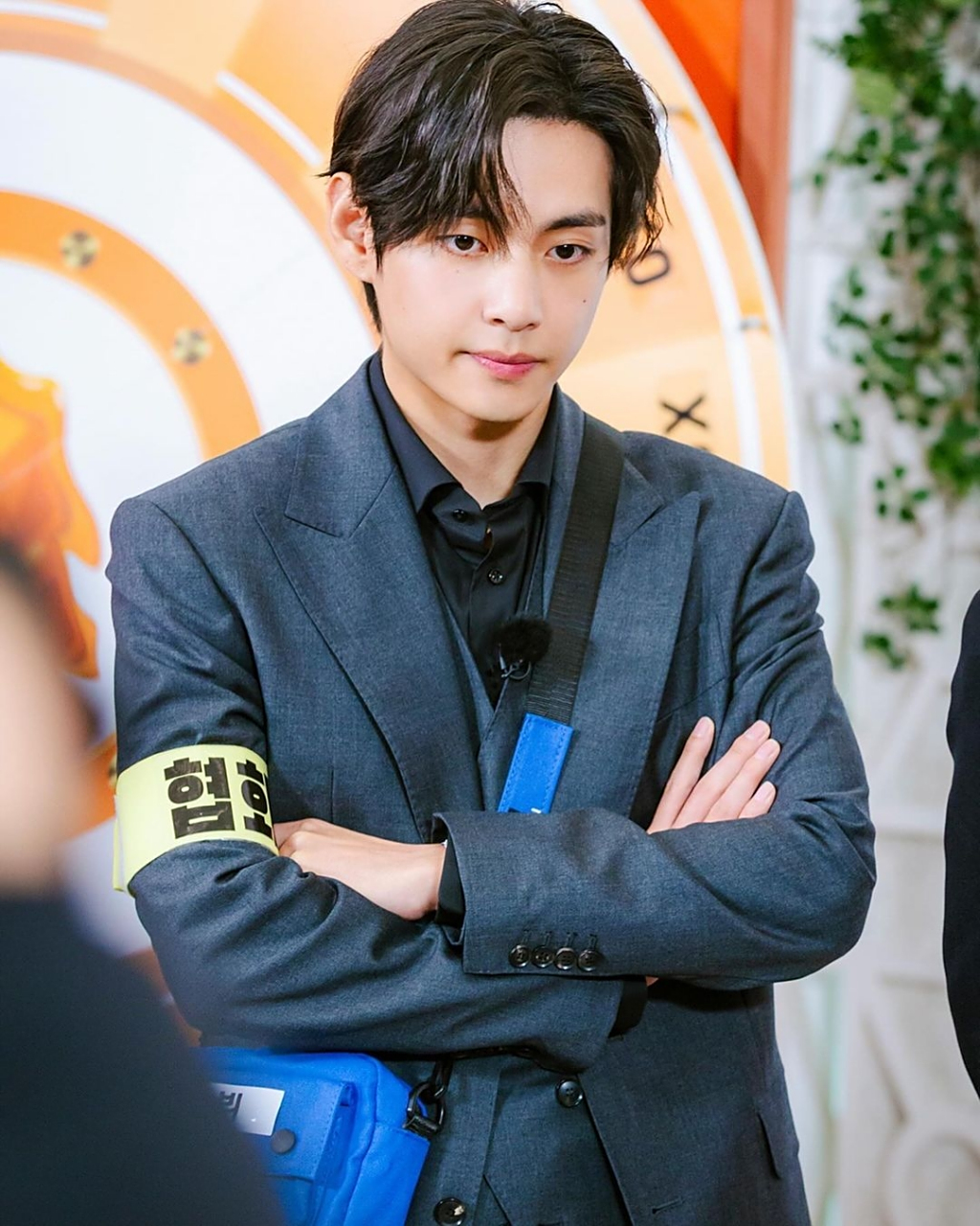 防弹少年团 teahyung金泰亨 西装金泰亨很酷 #最靓头像壁纸征集赛