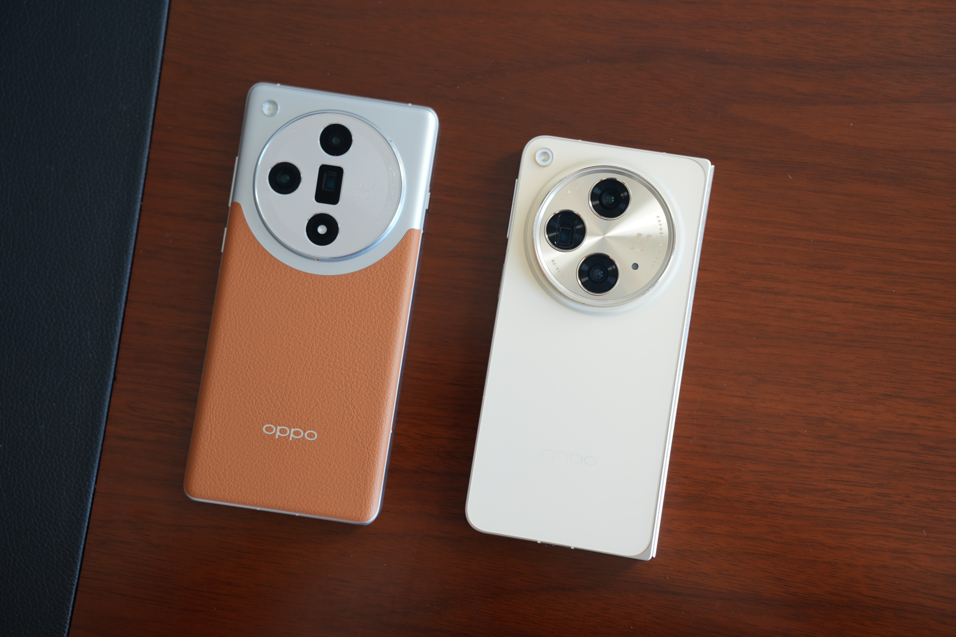 超越pro的标准版,就是我手里这台oppo find x7,不得不说这次的find x7