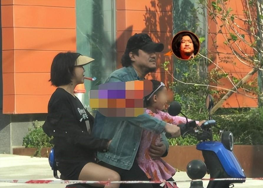 暗恋梅婷骑电车参加同学聚会47岁的陈明昊走红并不是意外