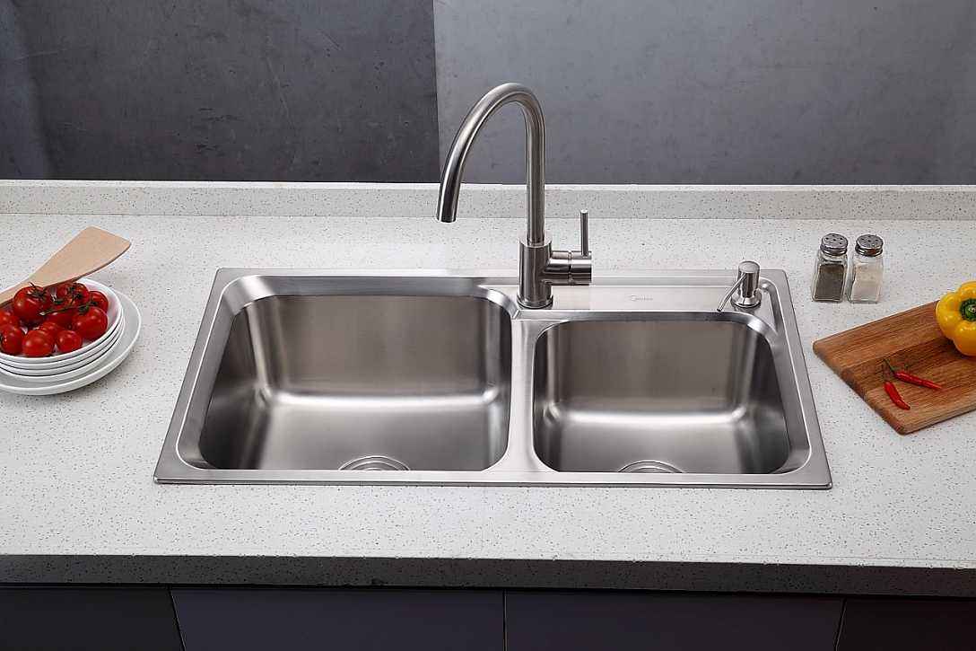 橱柜水槽台上盆与台下盆:哪个才是理想选择?