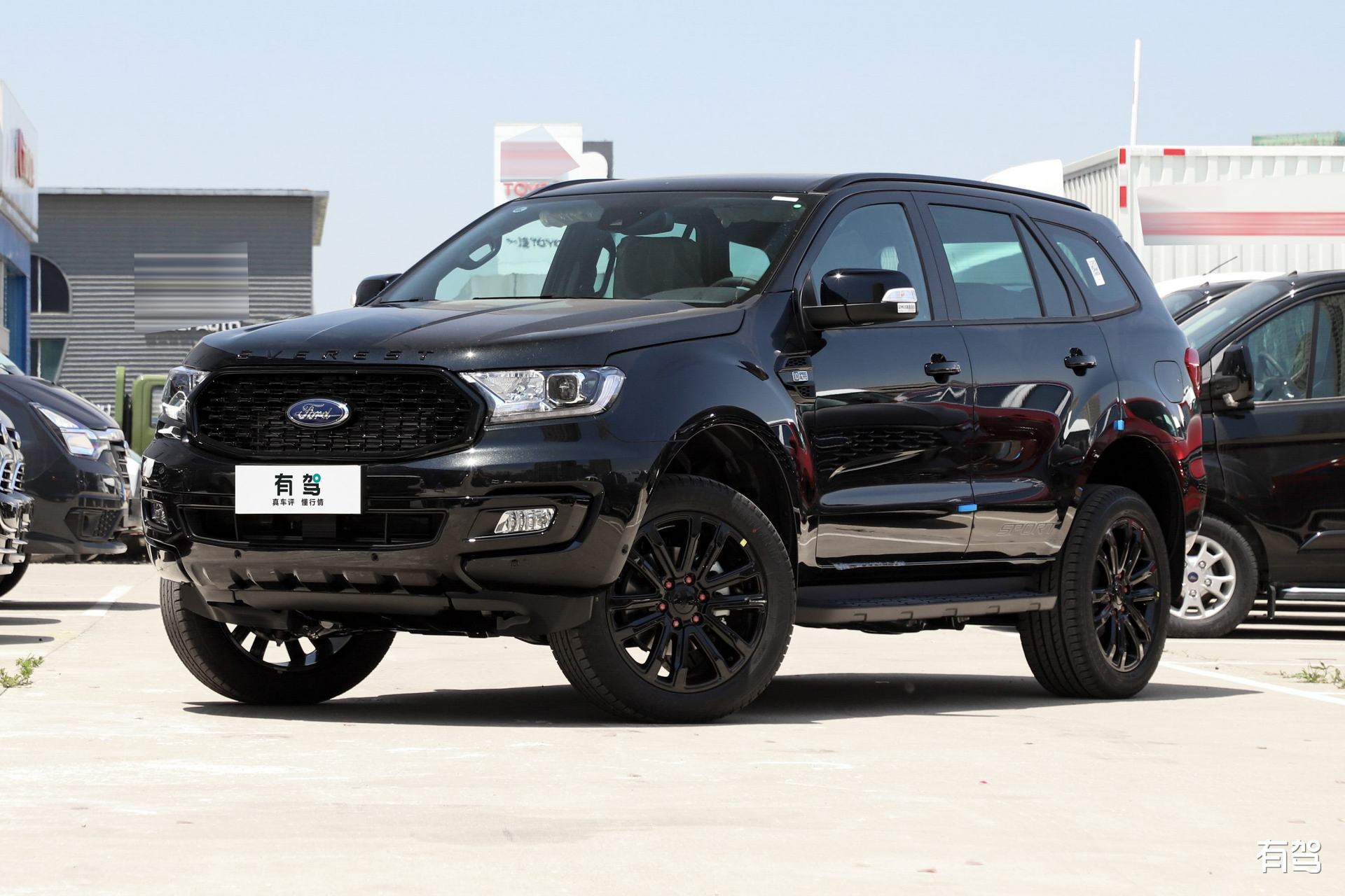 丰田普拉多,福特撼路者,雪佛兰tahoe和雷克萨斯gx是四款值得考虑的