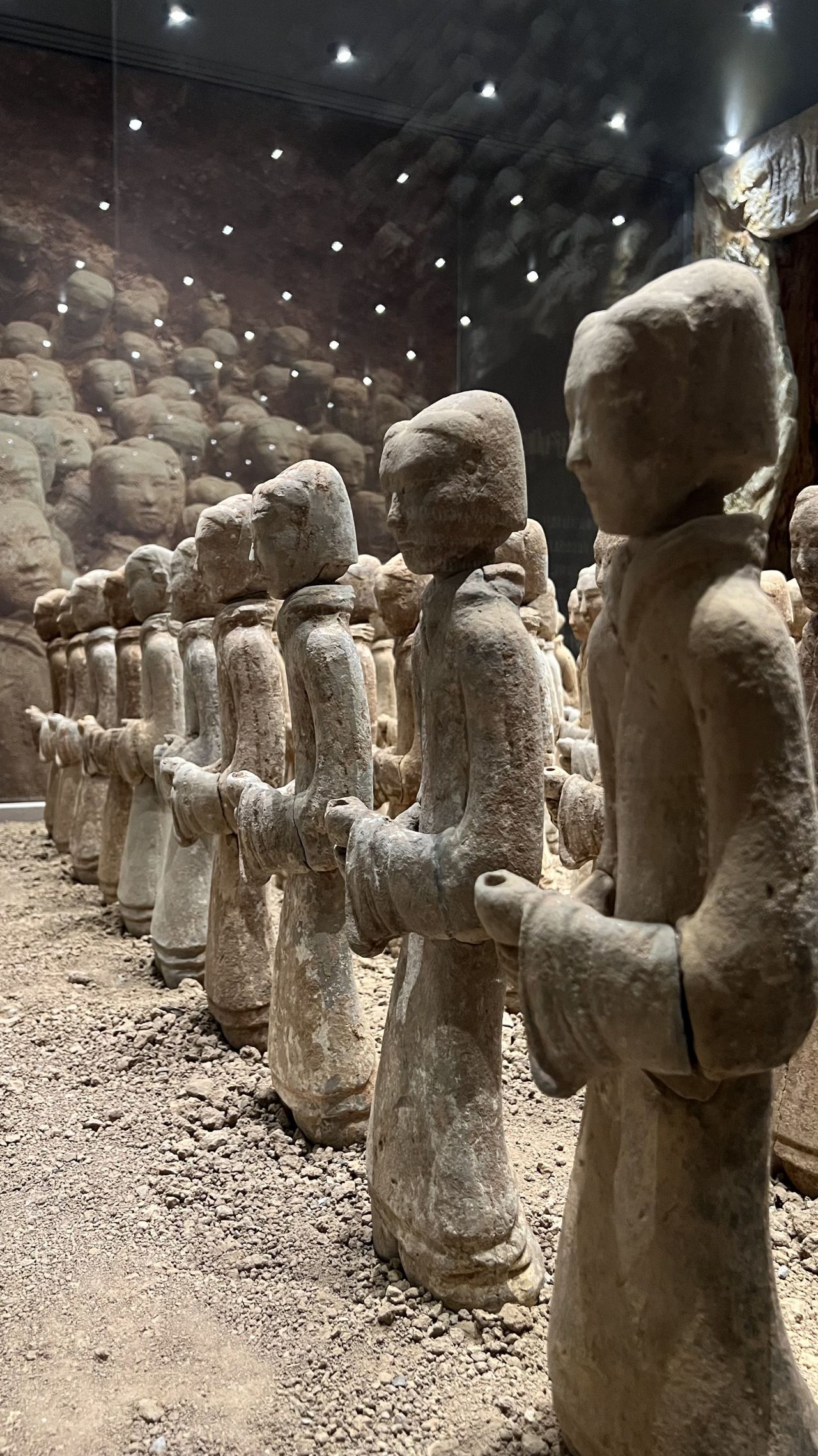 兽面纹青玉壁西汉 徐州狮子山楚王墓出土彭城(徐州)是秦汉之交的政治