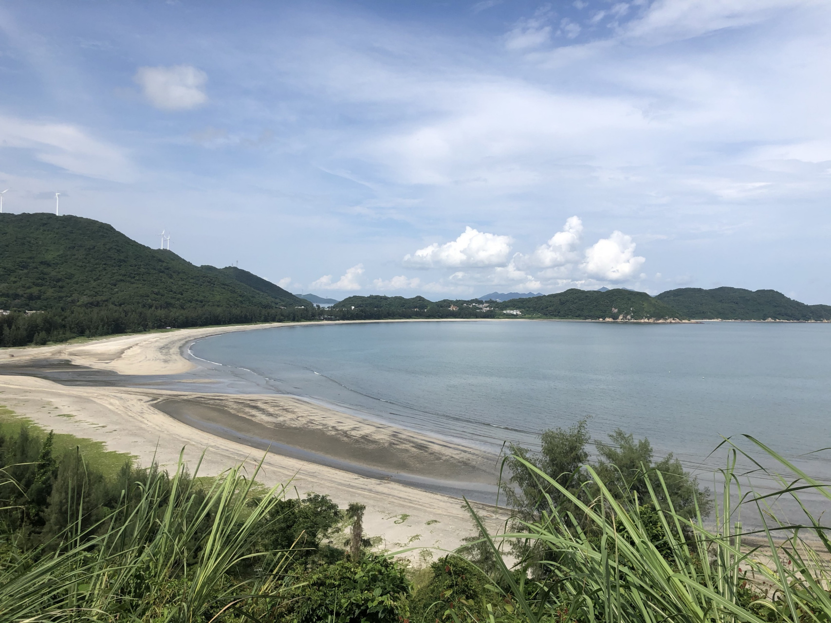 川岛镇位于广东省江门市台山市南部,拥有丰富旅游资源和美丽自然风光.