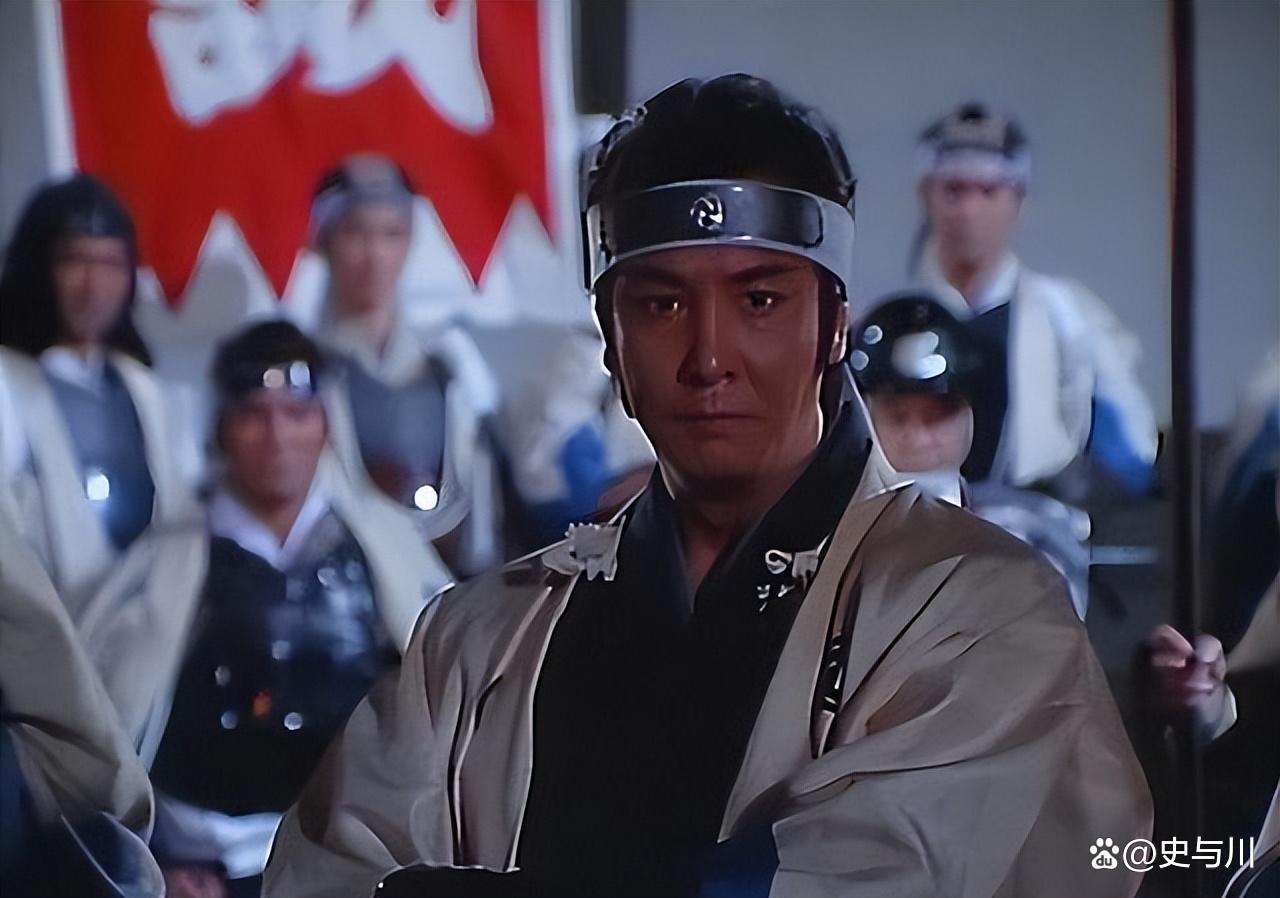 日本人剖腹之后,无外力介入最少能活6小时,他们为何醉心此道?