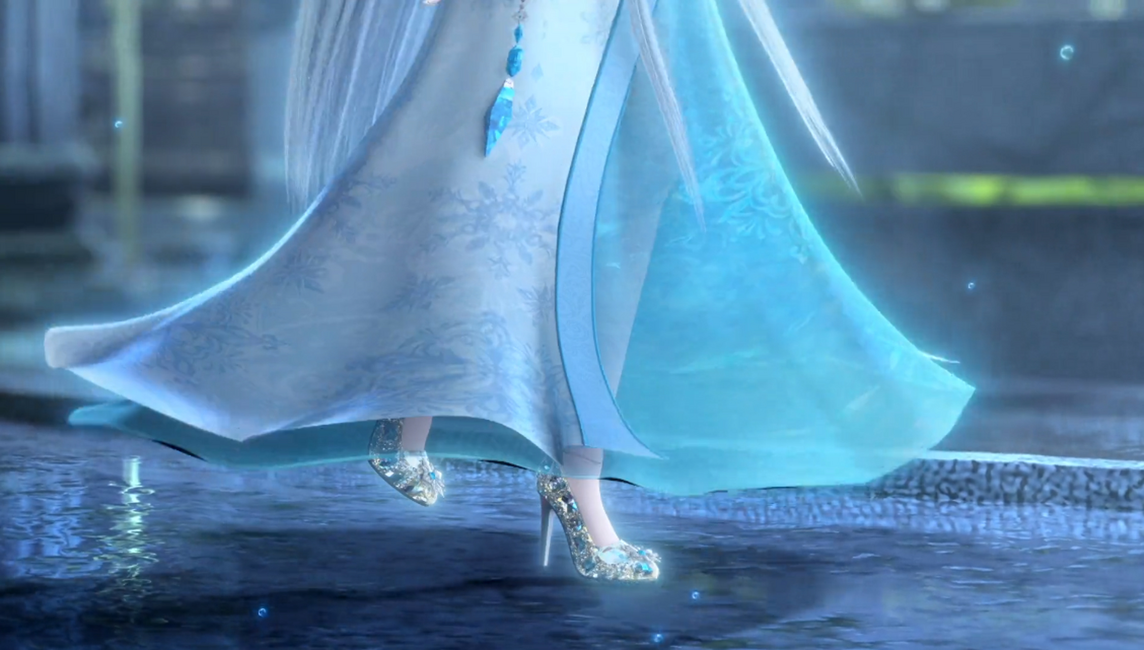 叶罗丽#冰公主坠入水之都亚特兰蒂斯,冰晶鞋踮地,化冰为水,罕见的