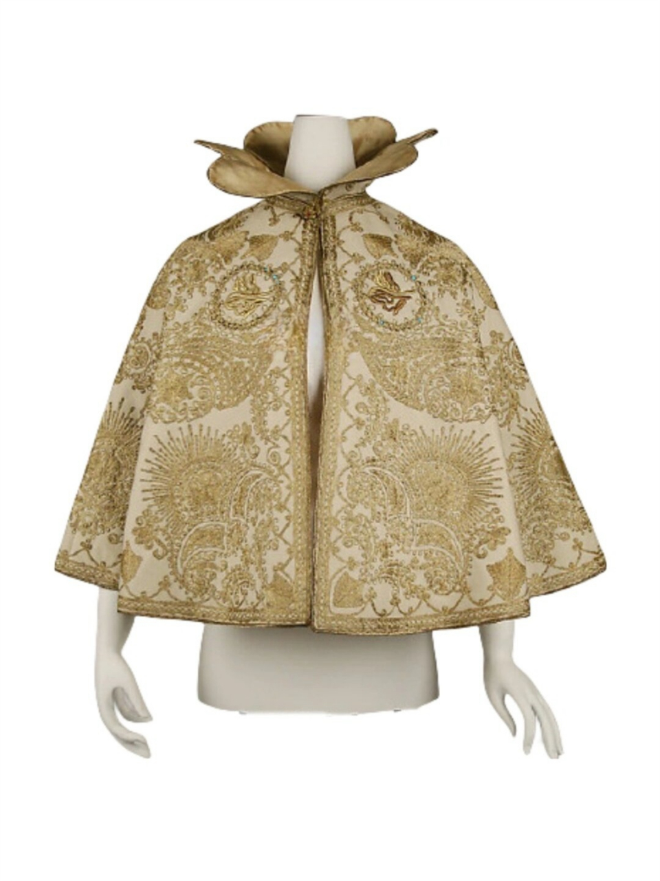 欧式斗篷披风集  斗篷披风的起源与历史:在集锦的开头,可以加入一段