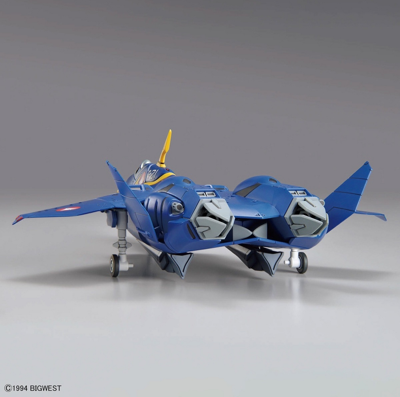 模型欣赏:超时空要塞plus hg yf-21可变战机,该机在与yf-19竞争下一代