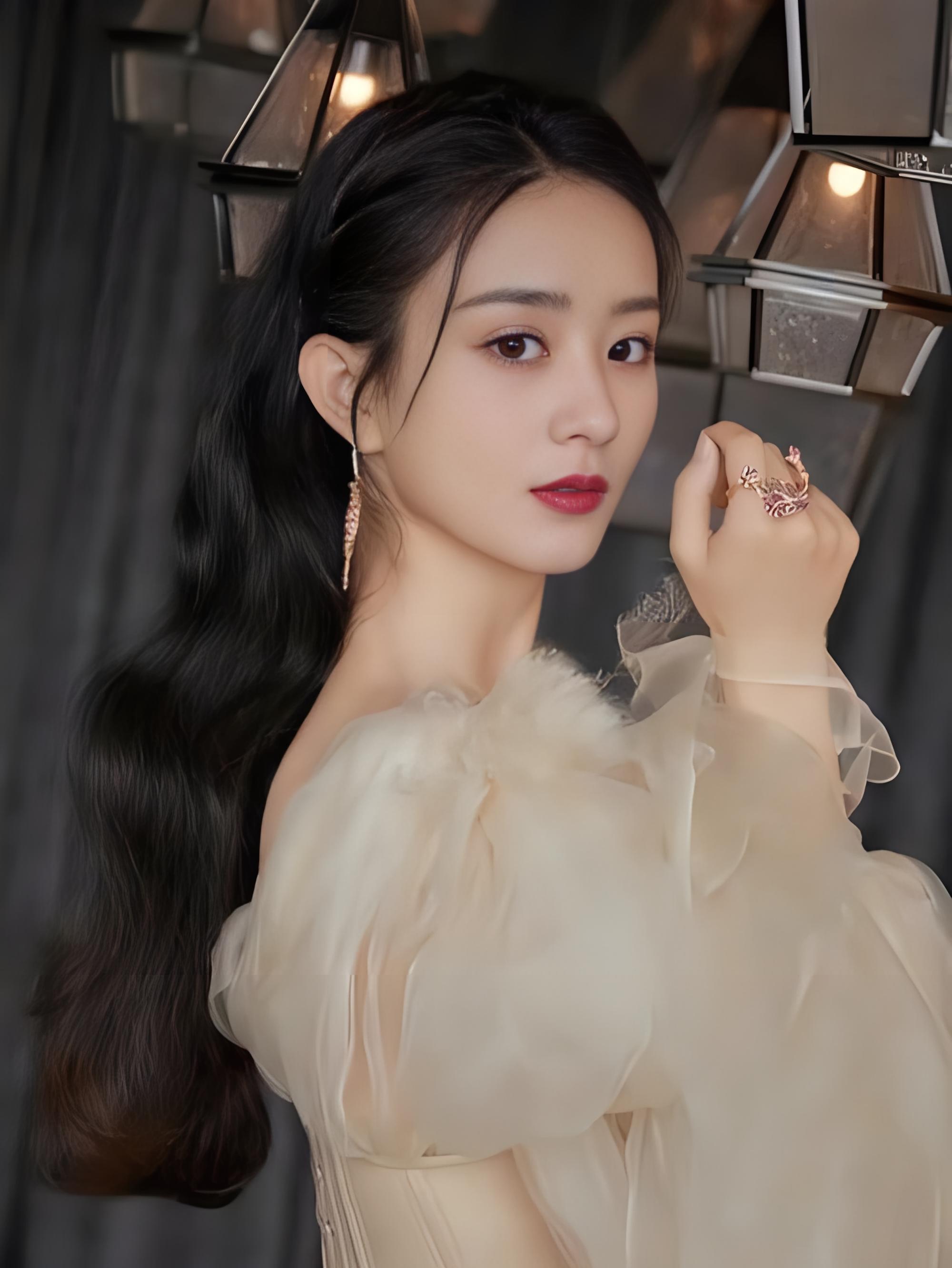 赵丽颖壁纸,让你的手机屏幕瞬.@丫丫来说娱乐的动态