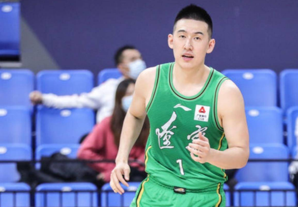 劳模!张镇麟三场比赛,出战接近150分钟,付豪一行为温暖人心!