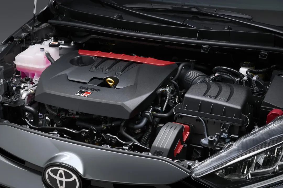 2024款丰田田gr yaris亮相,搭载1.6t三缸 8at动力,售价27万元起